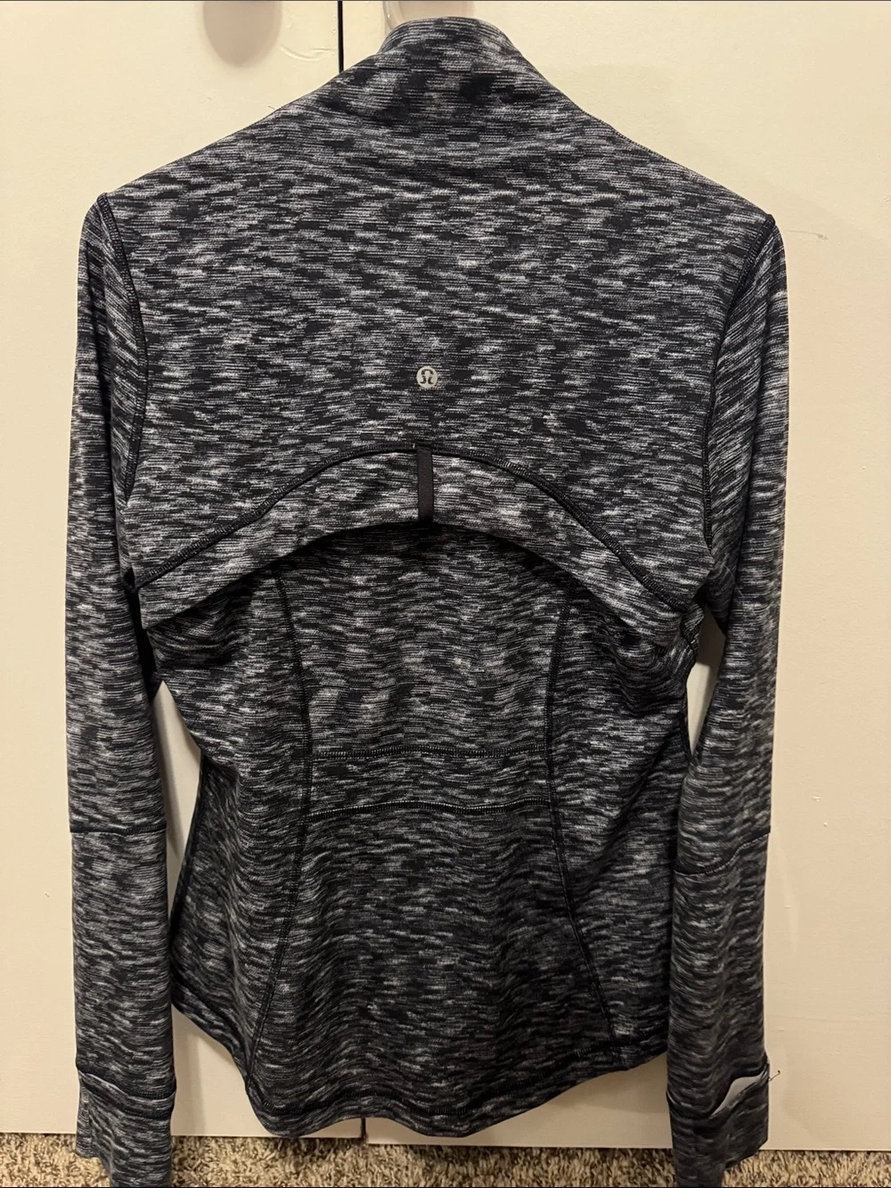 Lululemon Jacket - Picture 6 of 7